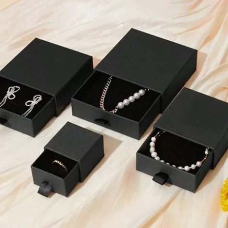 Black-Bracelet-Necklace-Gift-Box Black-Bracelet-Necklace-Gift-Box